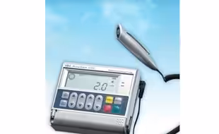 Evde kullanım için dijital tansiyon ölçer, güvenilir sağlık takibi sağlayan cihaz.